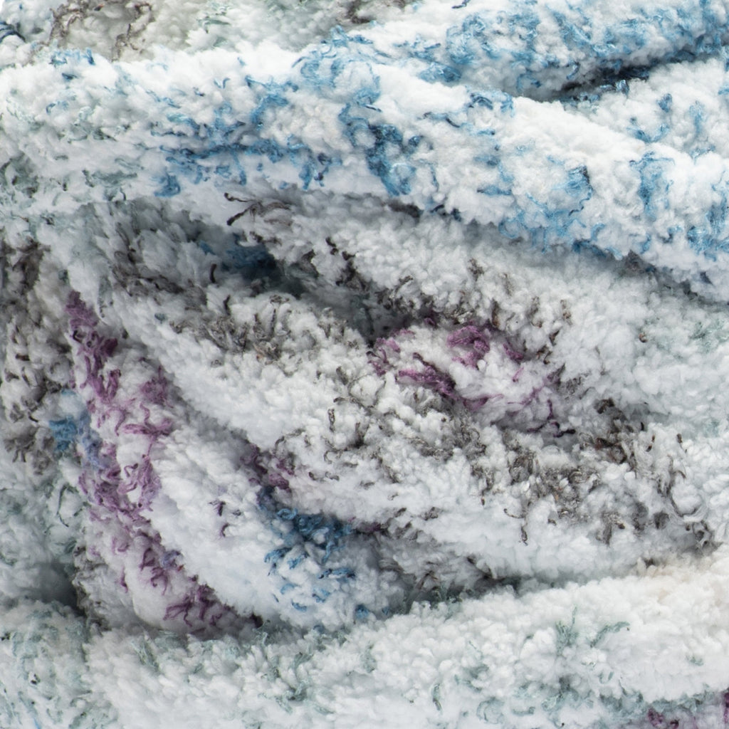 Blanket Extra Thick Frosting Yarn