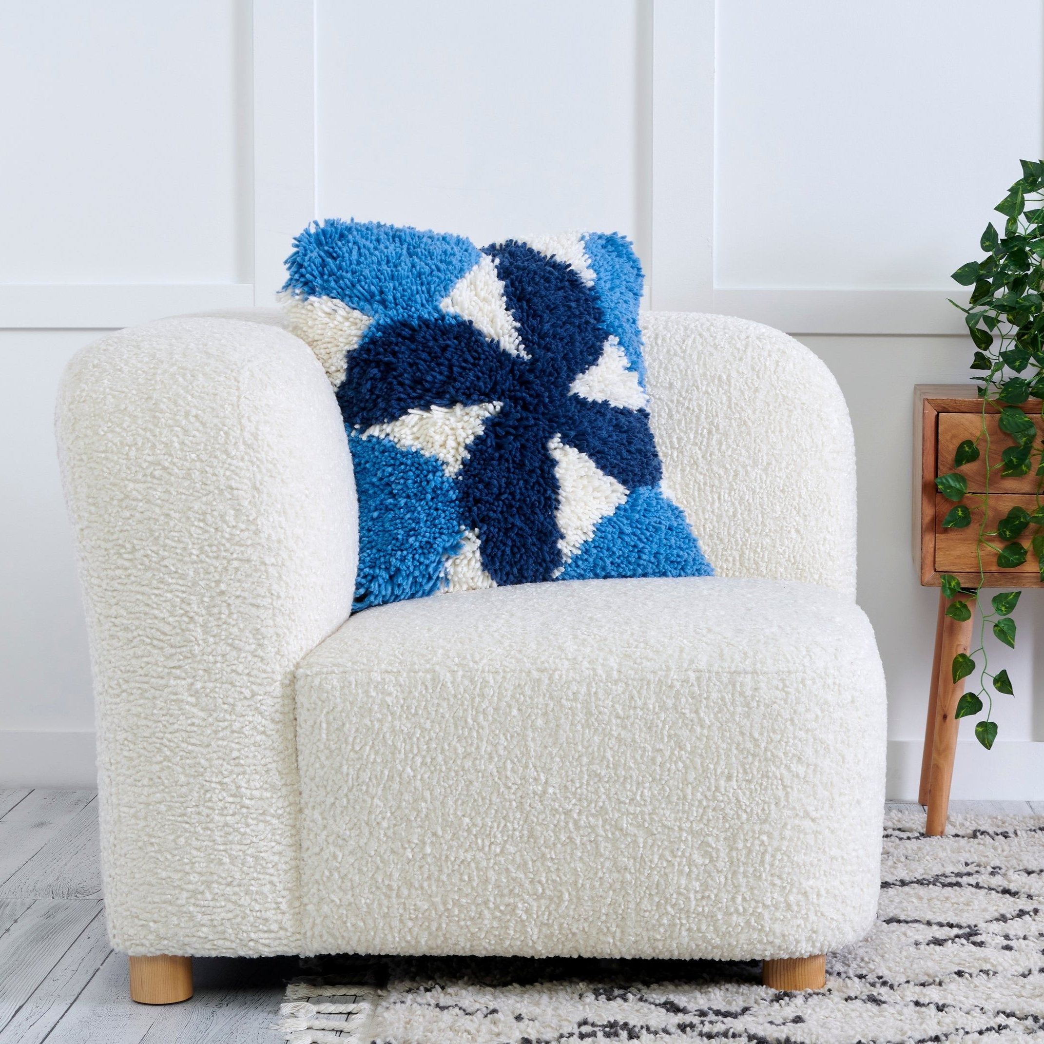 Latch It Kit - Fleece Pillow
